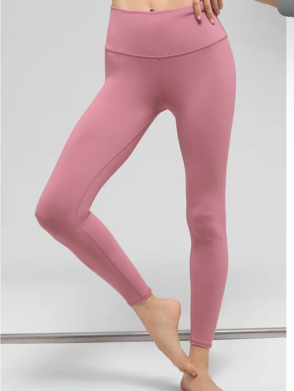 Alo Airbrush Leggings Pink High-Waist Wild Rose - MSRP $118